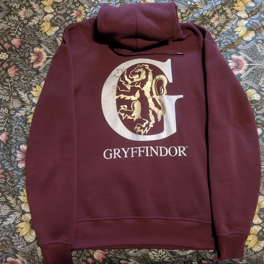 Ardene Burgundy Gryffindor Sweater